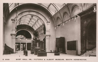 Victoria and Albert Museum, South Kensington, London av English Photographer