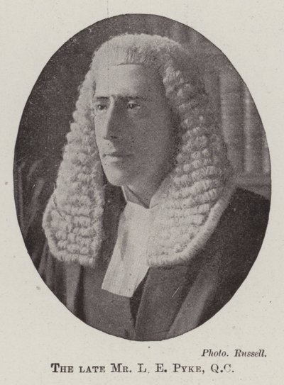 Avdøde Mr L E Pyke, QC av English Photographer