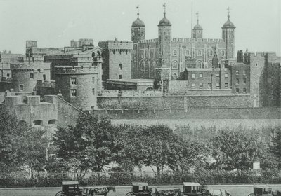Tower Hill: utsikt over Tower of London, 1895 av English Photographer