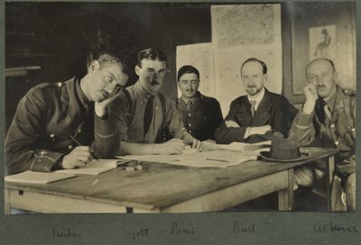 Tucker, Golt, Paris, Bull, Atkins, ca. 1916 av English Photographer