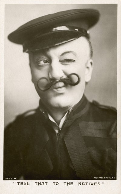 Kvinne i uniform og bart (s/hvitt bilde) av English Photographer