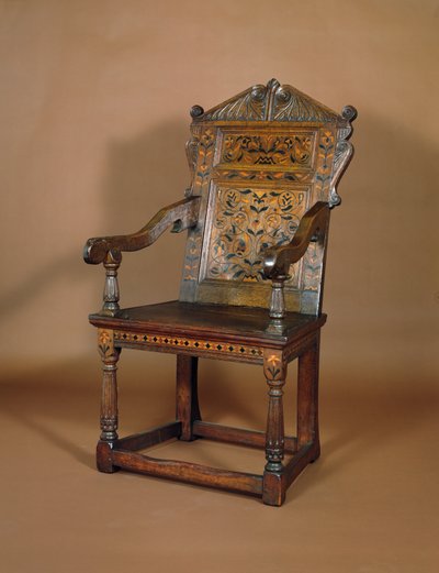En Charles I lenestol, midten av 1600-tallet (eik med marquetry-innlegg) av English School