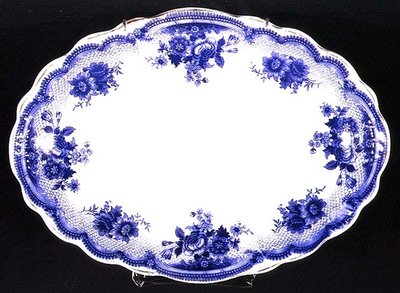 Albertoli-mønster Staffordshire-plate, ca. 1860 (keramikk) av English School