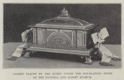 Kisten plassert av dronningen under Foundation-Stone til Victoria and Albert Museum (gravering) av English School