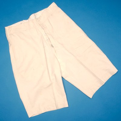 Kremfargede flanellshorts, tidlig på 1900-tallet (bomull) av English School
