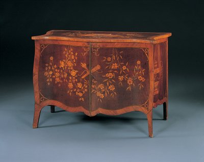 George III intarsiakommode på samme måte som John Cobb, ca. 1770 (amarant og tulipanved) av English School