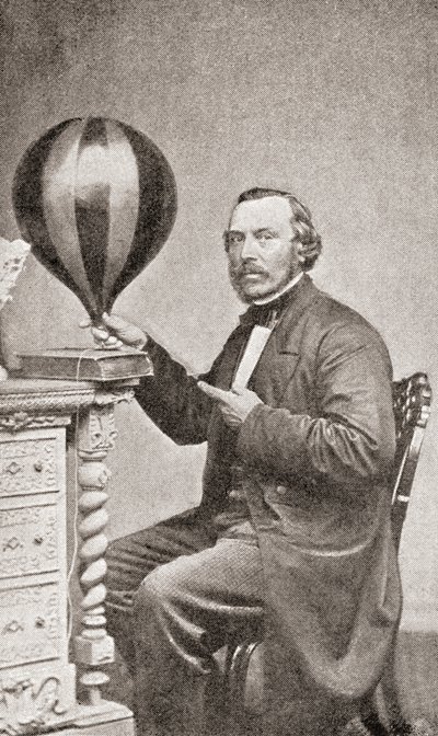 Henry Tracey Coxwell av English School