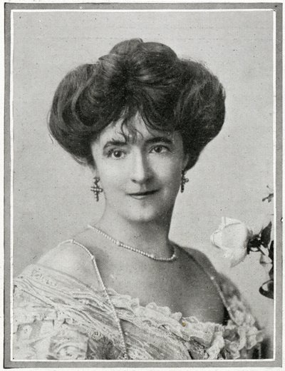 Lady Duff Gordon, detalj av Passengers på RMS Titanic, fra 'The Sphere', 27. april 1912 (litho) (se også 450780) av English School