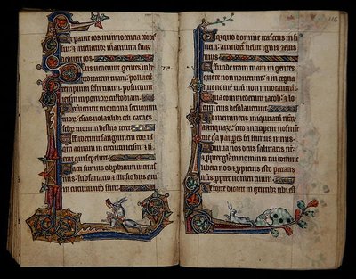 Ms 1-2005, ff.115v-116r: jakt på kanin som rir på en hund, marginal dekorasjon fra Macclesfield Psalter, Use of Sarum, East Anglia, ca. 1330 (vellum) av English School