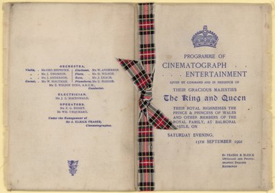 Program for filmunderholdning i nærvær av kongen og dronningen av English School