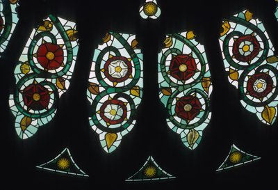 Rosevindu, detalj av English School