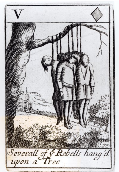 Flere opprørere hengt fra et tre, fem hjerter som spiller kort fra et sett til minne om Monmouths opprør i 1685 av English School