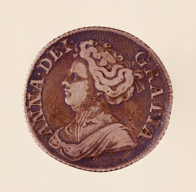Sølvengelsk Groschen, regjeringstid til dronning Anne Stuart (Anne av Storbritannia) (1665-1714) 1712. Diam. 2,5 cm Napoli, museo archeologico av English School