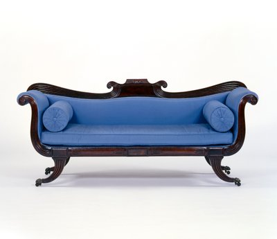 Sofa, ca. 1830 (mahogni og silke) av English School