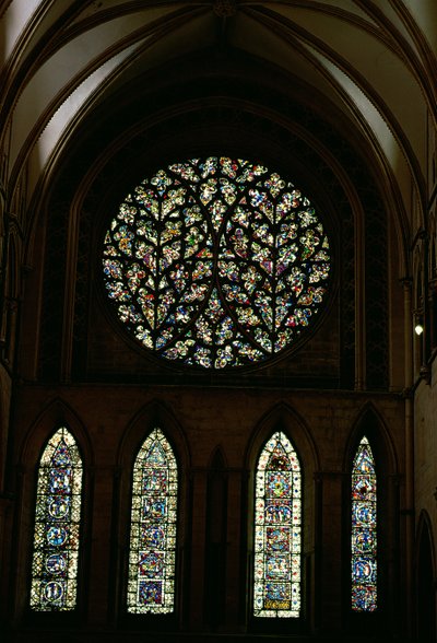 Sør transept rosevindu kjent som The Bishops Eye av English School