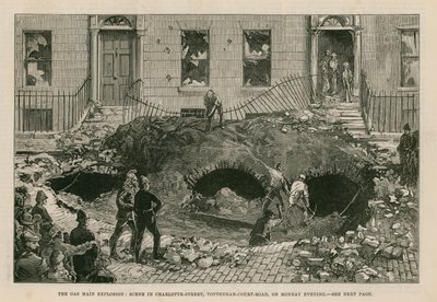 Hovedgasseksplosjonen: scene i Charlotte Street, Tottenham Court Road, mandag kveld av English School