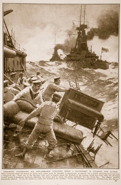 Kaste over bord all brennbar luksus når et slagskip er klargjort for handling, 1914-19 av English School