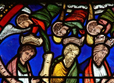 Vindu n15 som viser Noah, Daniel og Job (farget glass) av English School