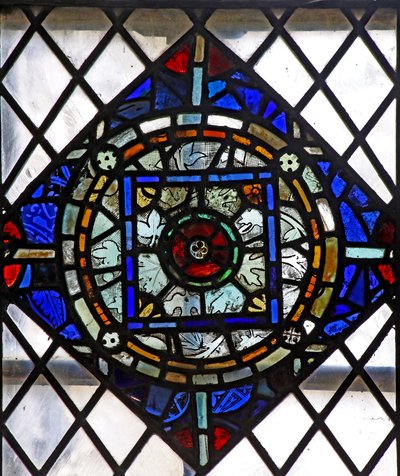 Vindu s4 som viser et tilbakestilt geometrisk panel av English School