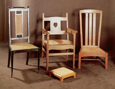 Arts and Crafts stoler, ca. 1896-1925 av English School English School