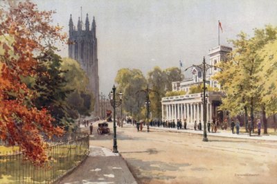 The Parade and Pump Room, Leamington (farge litho) av Ernest William Haslehust