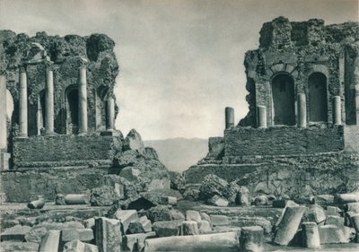 Scene av det greske teatret, Taormina, Sicilia, Italia, 1927 av Eugen Poppel