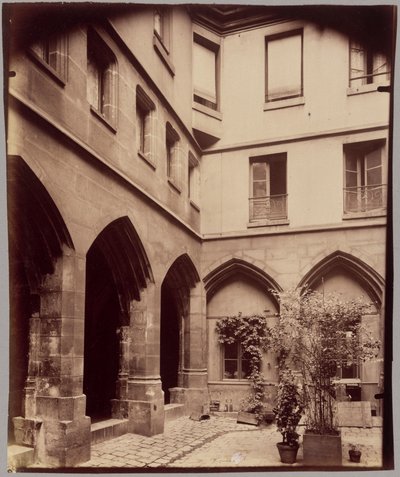 Cloister of Billettes, 24 rue des Archives av Eugène Atget