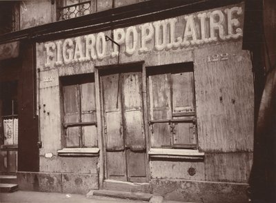 Le Figaro populaire, 122 Boulevard de la Villette (fasade til en barbersalong, 122 Boulevard de la Villette) av Eugène Atget