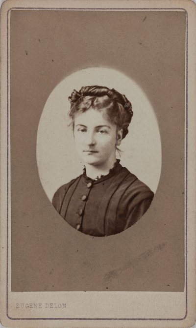 Portrett av Jane Dieulafoy 1851-1916, ca. 1880. av Eugène Delon
