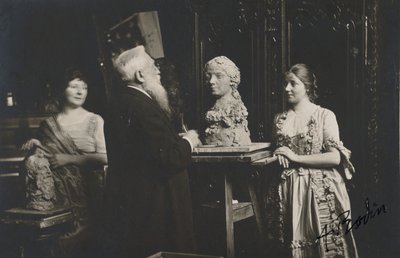 [Madame Bardey, Rodin og Henriette, 31 Rue Campagne-Premiere, Paris], 1915-1916. av Eugène Druet