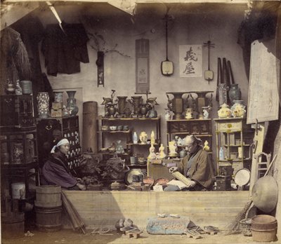 Curio Shop av Felice Beato