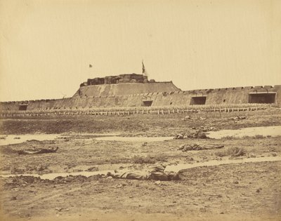 Baksiden av det nordlige fortet viser tilbaketrekningen til den kinesiske hæren, 21. august 1860 av Felice Beato