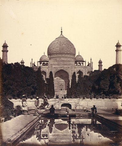 Taj Mahal med fontenene av Felice Beato