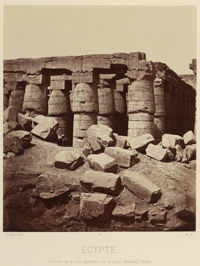 Søyler i hypostylhallen, sett fra nord. [Karnak, Theben] av Félix Bonfils