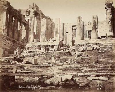 Propylaea til akropolis i Athen av Félix Bonfils