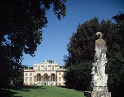 Utsikt over Villa Mansi av Filippo or Juvara Juvarra