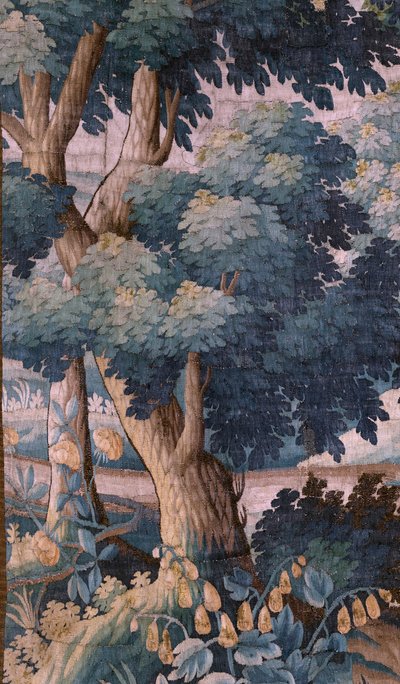 Sognekirke (Saint Walburga Church). Flamsk billedvev "Verdure". Oudenaarde. Slutt på 1600-tallet - begynnelsen av 1700-tallet. Eiendommen til kirken Sint-Walburgakerk Oudenaarde. av Flemish School
