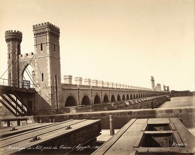 Oppdemming av Nilen, nær Kairo, Egypt av Félix Bonfils