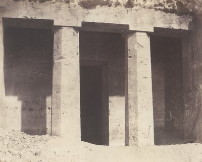 Béni-Haçan, Hypogean Architecture - Tomb of Amonei, 1851-52, trykt 1853-54. av Félix Teynard