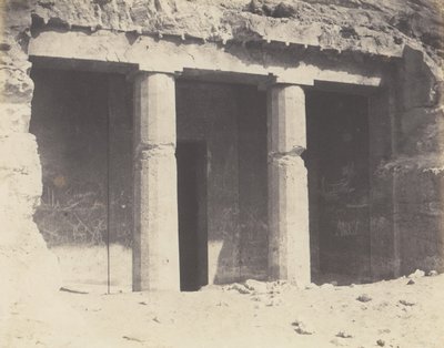 Béni-Haçan, Hypogean Architecture - Tomb of Névothph, 1851-52, trykt 1853-54. av Félix Teynard