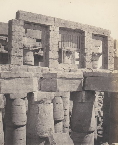 Karnak Theben, Palace - Hypostyle Hall - Vindu og hovedsteder i ..., 1851-52, trykt 1853-54. av Félix Teynard