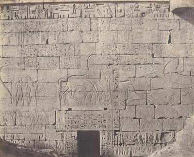 Medinet-Abou Thebes, Constructions Posteriores - Fragment de Sculpt..., 1851-52, trykt 1853-54. av Félix Teynard