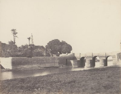 Syout, Bro over Canal Grande, 1851-52, trykt 1853-54. av Félix Teynard