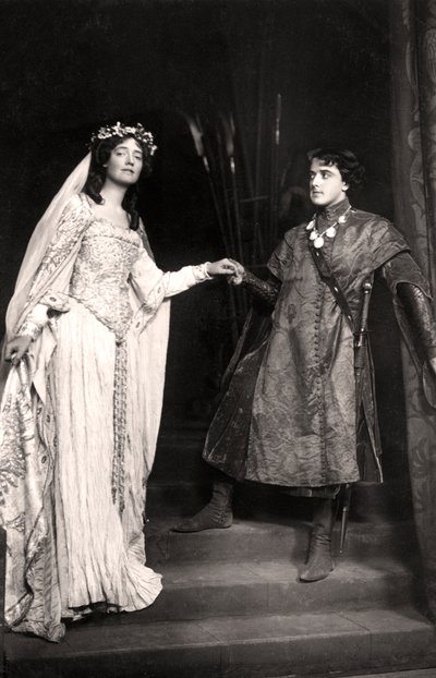 Dorothea Baird 1875-1933 og Harcourt Williams 1880-1957 i Paola og Francesca, 1907. av Foulsham and Banfield
