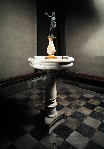 Stoup med statue av døperen Johannes av Francesco da Sangallo