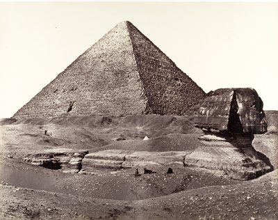 Den store pyramiden og den store sfinksen, 1858. av Francis Frith