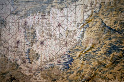 Kart over Middelhavet - Detalj av erobringen av Tunis (Tunisia) - Tapet av Francisco og Cornelius Van der Ggot (1700-tallet), vevd inn i den kongelige billedvevfabrikken, midten av 1700-tallet, etter billedvev av 1500-tallet av Willem de Pannema av Francisco Ignacio Vandergoten Canyuwell