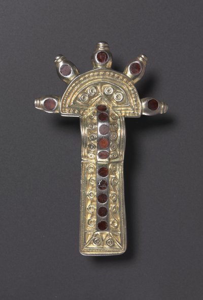 Bow Fibula, 500-tallet av Frankish School