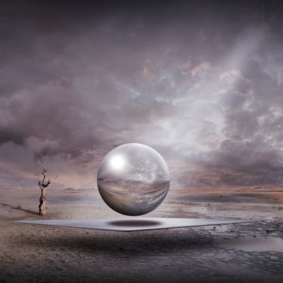 Surrealistisk ørkenkule av Franziskus Pfleghart