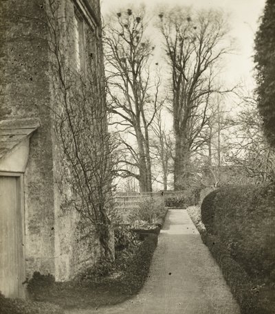 Kelmscott herregård: I hagen av Frederick H. Evans